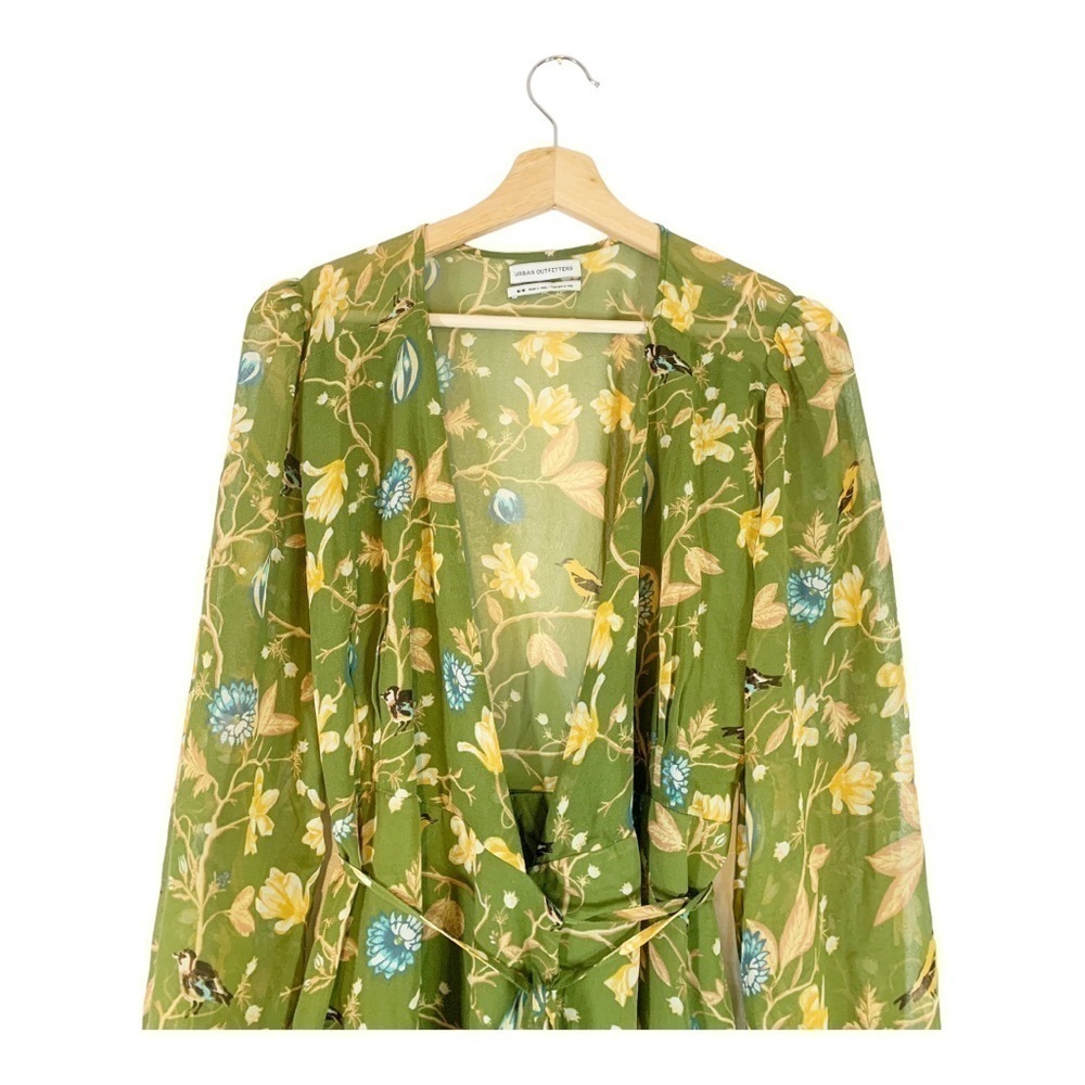 Urban Outfitters Bleeker Dress Size Medium - Picture 6 of 11